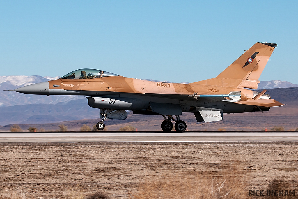 Lockheed Martin F-16A Fighting Falcon - 900943 - US Navy