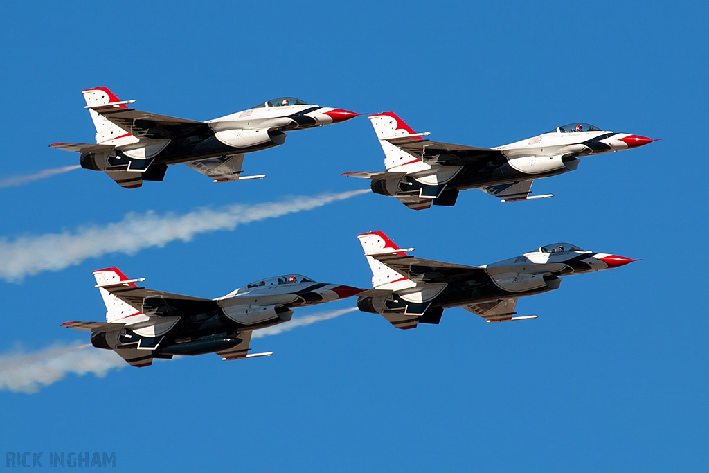 Lockheed Martin F-16C Fighting Falcon - USAF | Thunderbirds