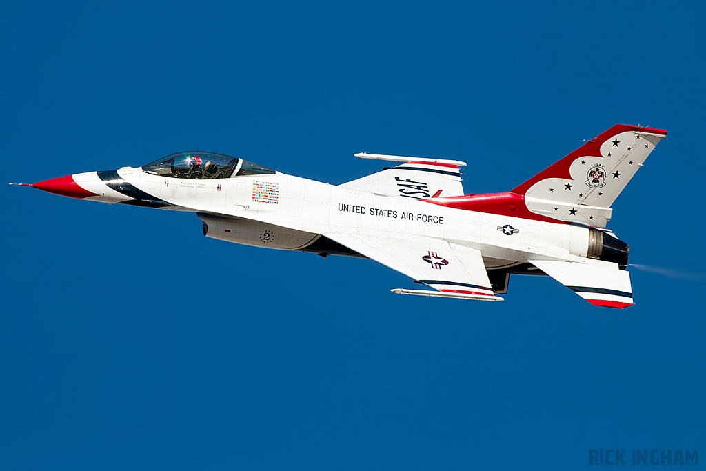 Lockheed Martin F-16C Fighting Falcon - 92-3881/2 - USAF | Thunderbirds
