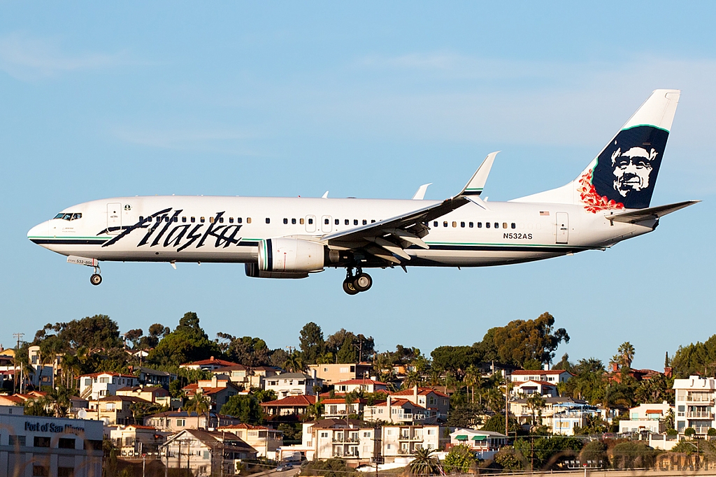 Boeing 737-890(WL) - N532AS - Alaska Airlines