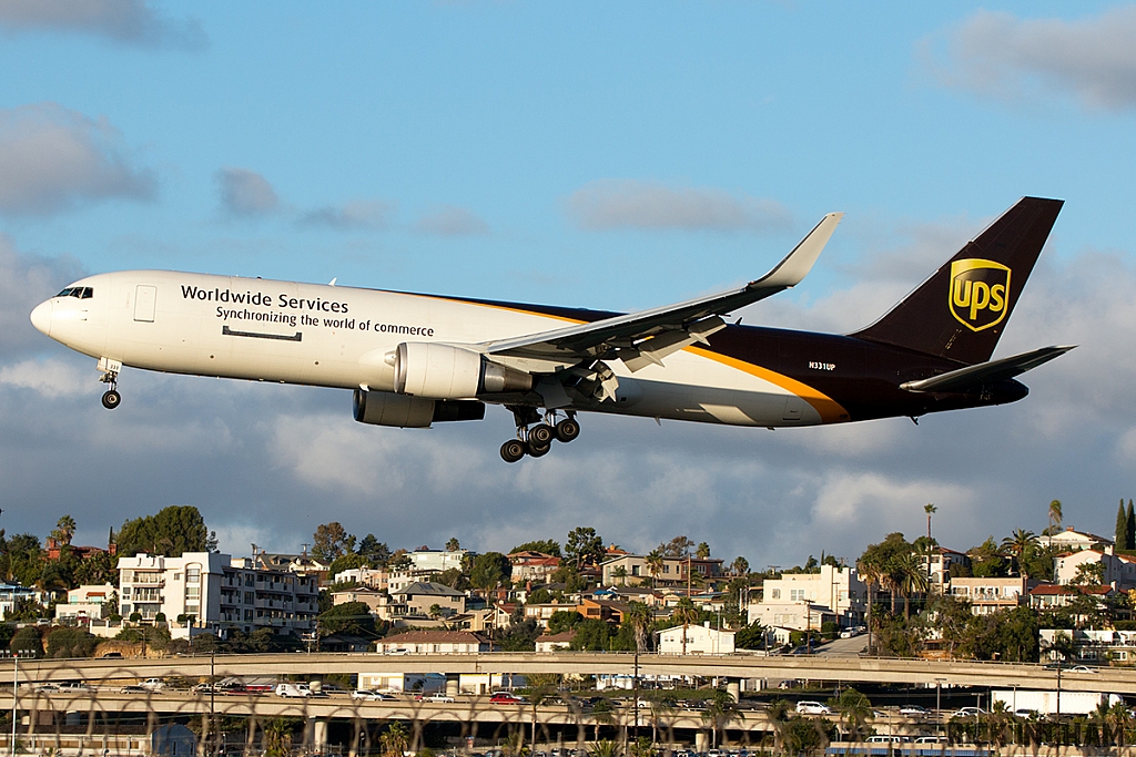 Boeing 767-34AF/ER - N311UP - UPS