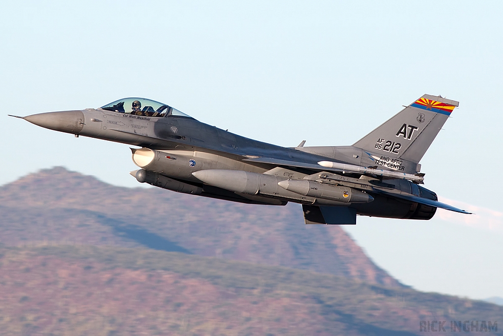 Lockheed Martin F-16C Fighting Falcon - 86-0212 - USAF