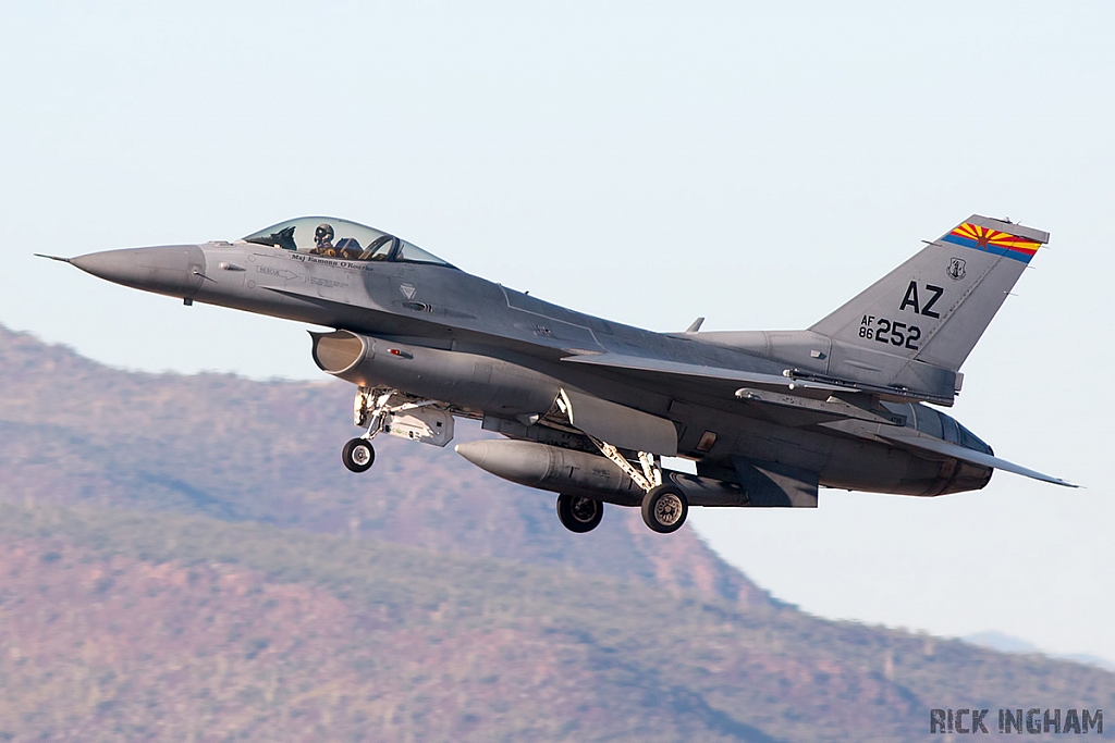 Lockheed Martin F-16C Fighting Falcon - 86-0252 - USAF