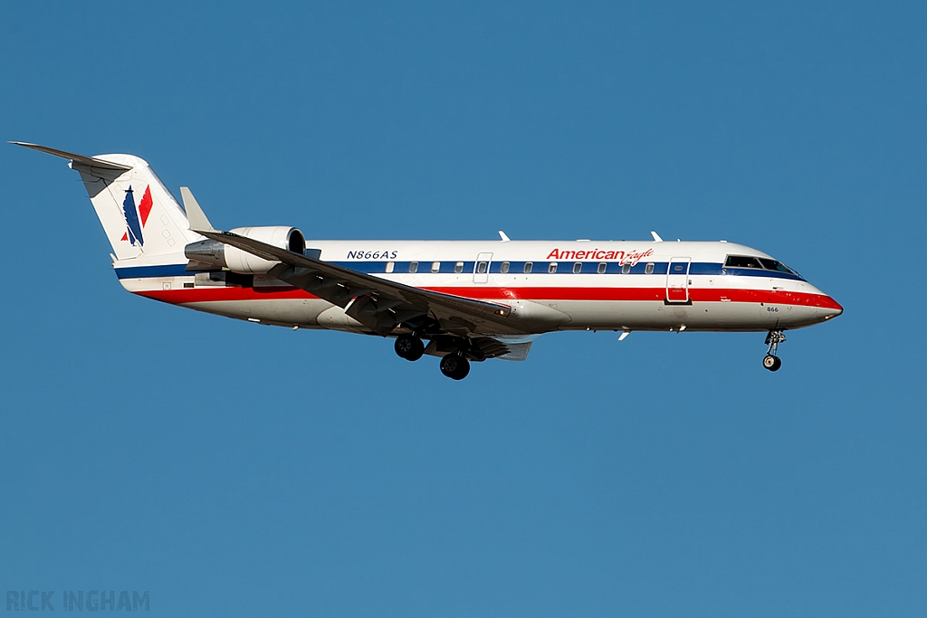 Canadair CRJ-200ER - N866AS - American Eagle