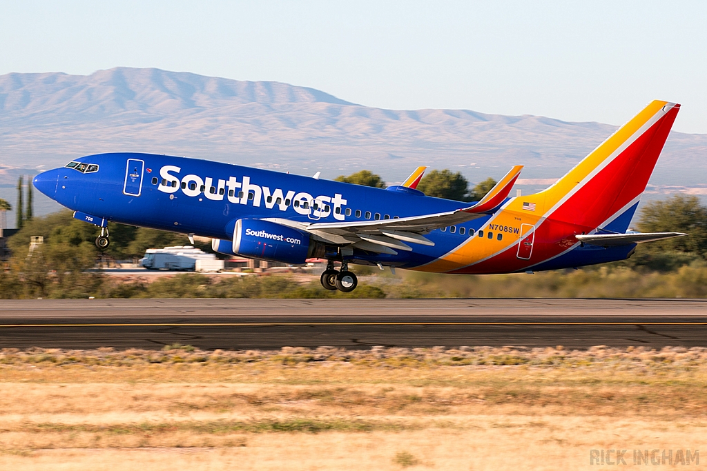 Boeing 737-7H4(WL) - N708SW - Southwest Airlines