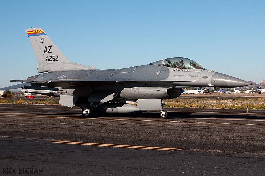 Lockheed Martin F-16C Fighting Falcon - 86-0252 - USAF