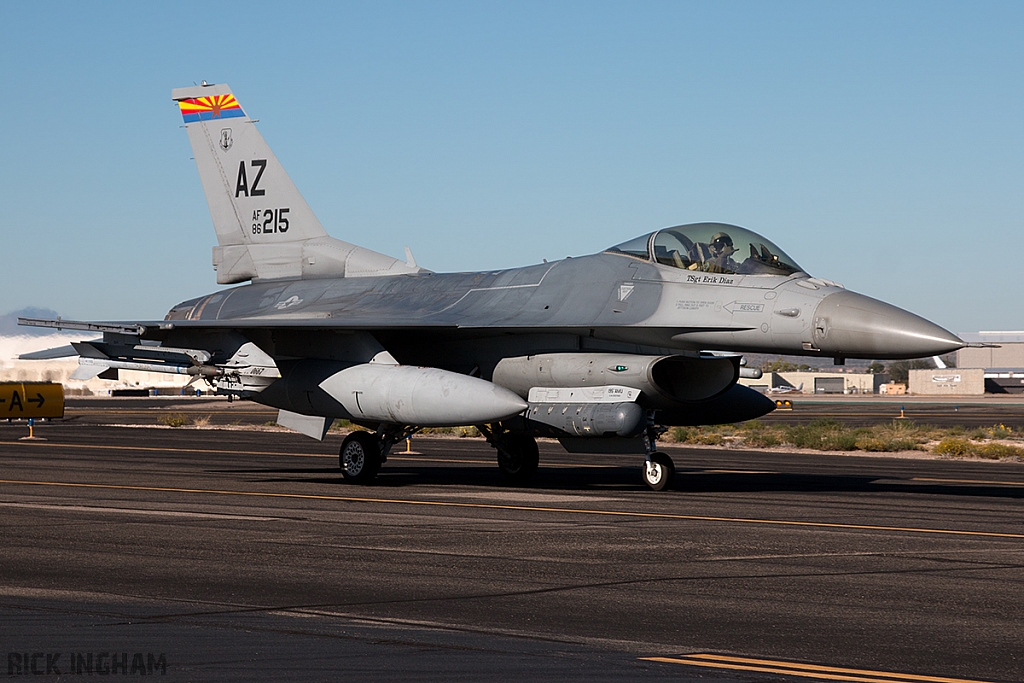 Lockheed Martin F-16C Fighting Falcon - 86-0215 - USAF