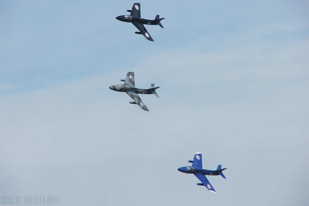 Hawker Hunter T7 - XL577/G-BXKF + WV318/G-FFOX + WV372/G-BXFI - RAF