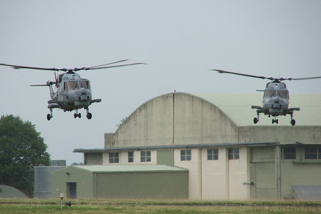 Westland Lynx HMA8 - ZD257/672 + ZF562/670 - Royal Navy