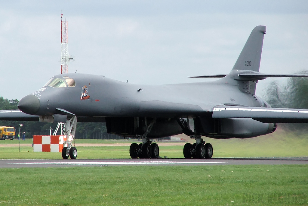 Rockwell B-1b Lancer - 85-0090 - USAF