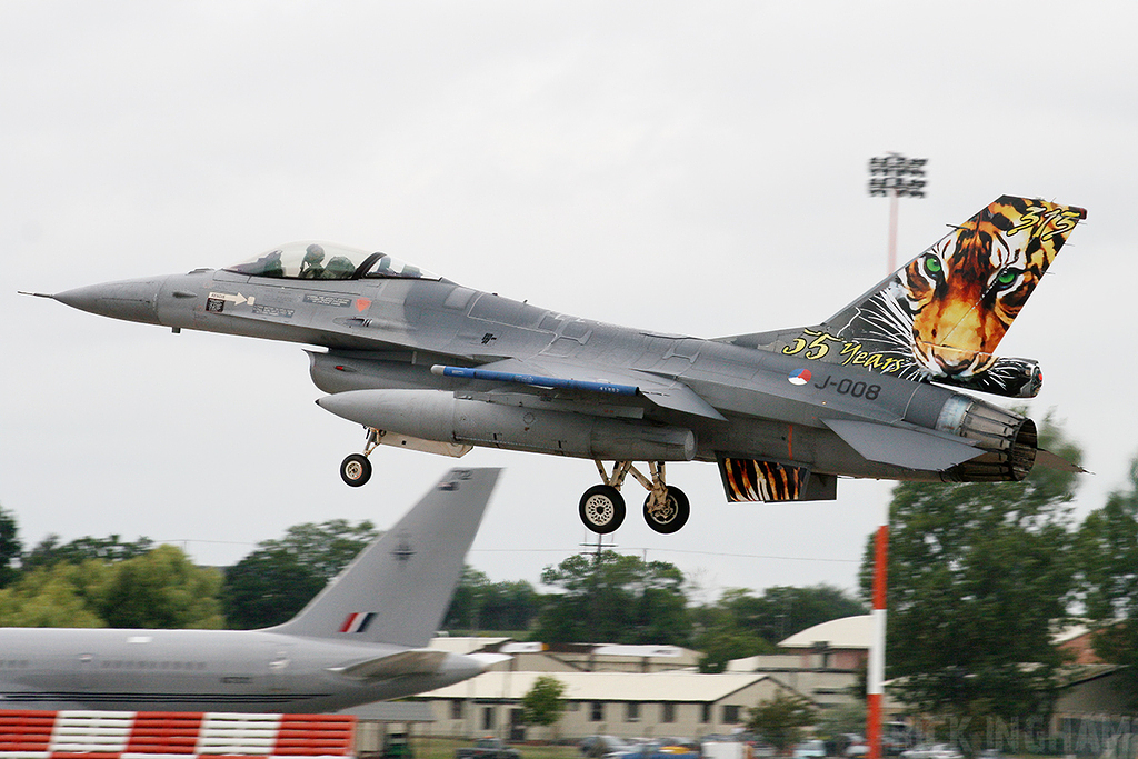 Lockheed Martin F-16AM Fighting Falcon - J-008 - RNLAF