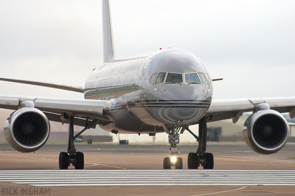 Boeing 757-2K2F - NZ7572/72 - New Zealand Air Force