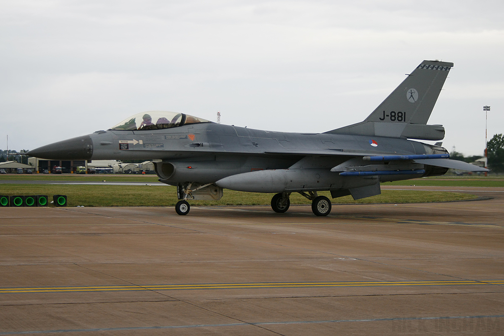 Lockheed Martin F-16AM Fighting Falcon - J-881 - RNLAF