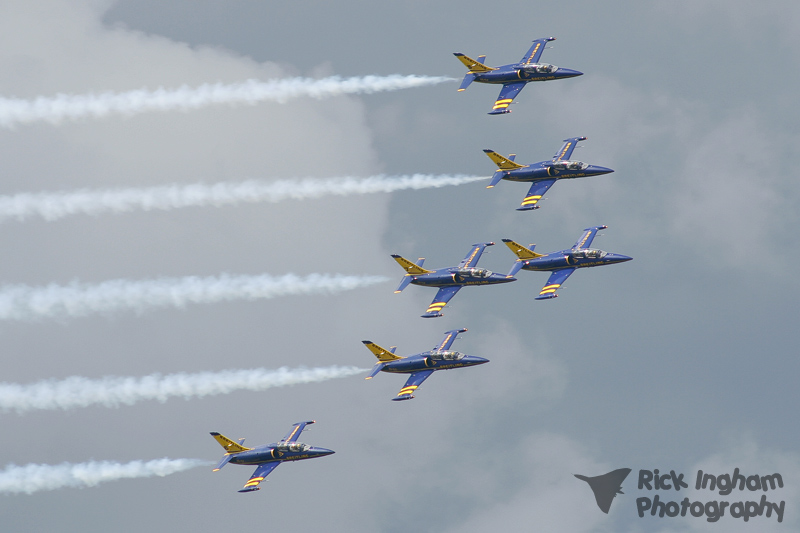 Aero L-39C Albatros - Breitling Jet Team