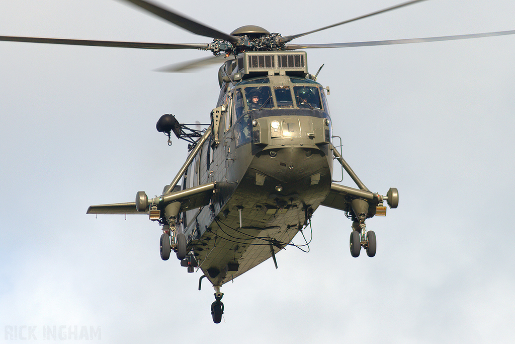 Westland Sea King HC4 - ZF124/L - Royal Navy