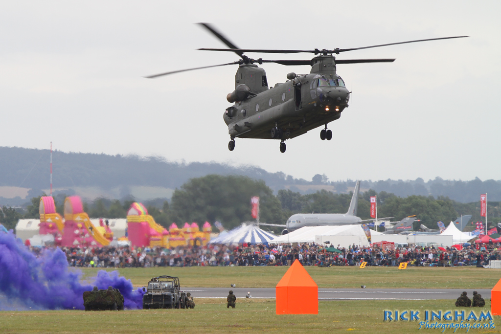 Boeing Chinook HC2 - ZD574/DB - RAF