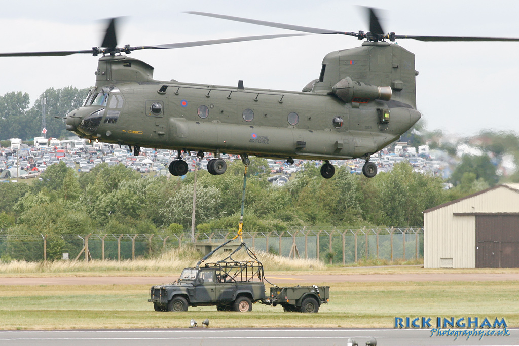 Boeing Chinook HC2 - ZD574/DB - RAF