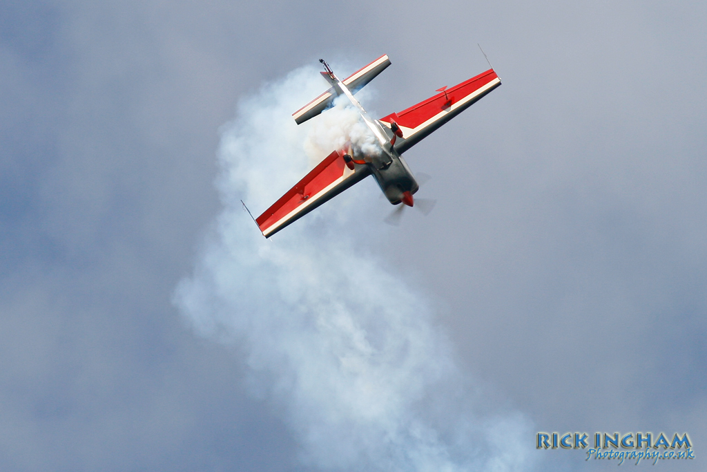 Extra 300 - Royal Jordanian Falcons