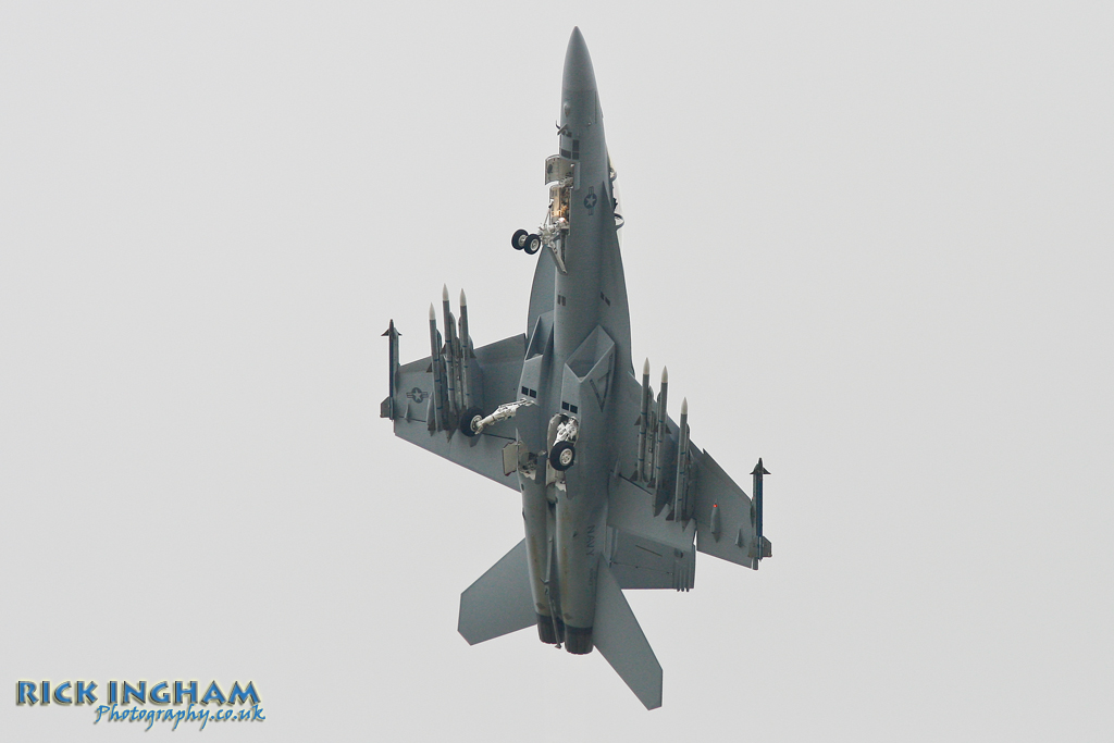 Boeing FA-18F Super Hornet - 166923 - US Navy