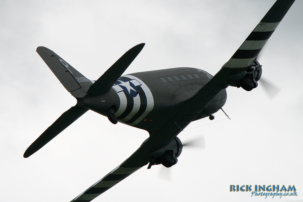 Douglas C-47A Skytrain - 2100882 / N473DC - USAAF