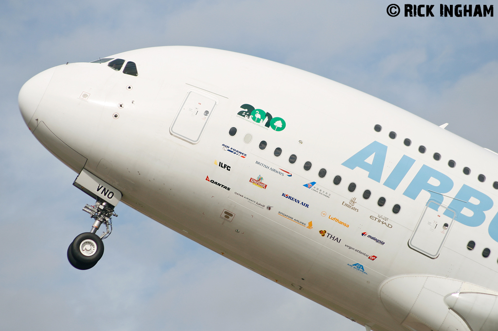 Airbus A380-861 - F-WWDD - Airbus Industrie