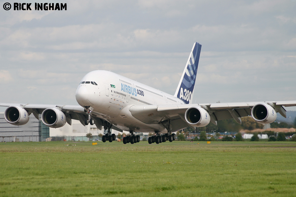 Airbus A380-861 - F-WWDD - Airbus Industrie