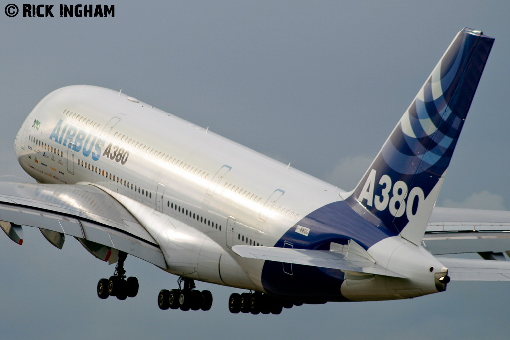 Airbus A380-861 - F-WWDD - Airbus Industrie