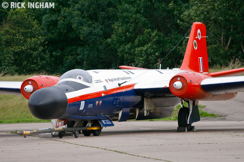 English Electric Canberra B(I)8 - WT333 - Royal Aircraft Establishment