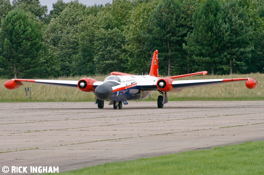 English Electric Canberra B(I)8 - WT333 - Royal Aircraft Establishment