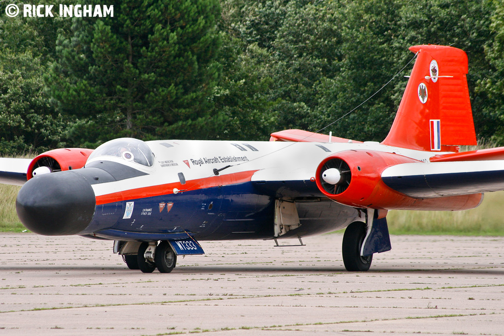 English Electric Canberra B(I)8 - WT333 - Royal Aircraft Establishment