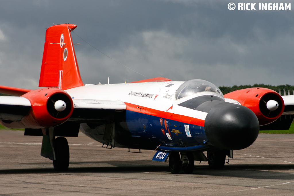 English Electric Canberra B(I)8 - WT333 - Royal Aircraft Establishment