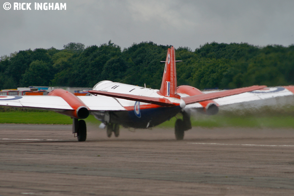 English Electric Canberra B(I)8 - WT333 - Royal Aircraft Establishment