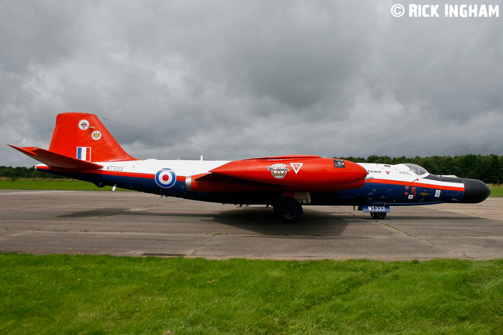 English Electric Canberra B(I)8 - WT333 - Royal Aircraft Establishment