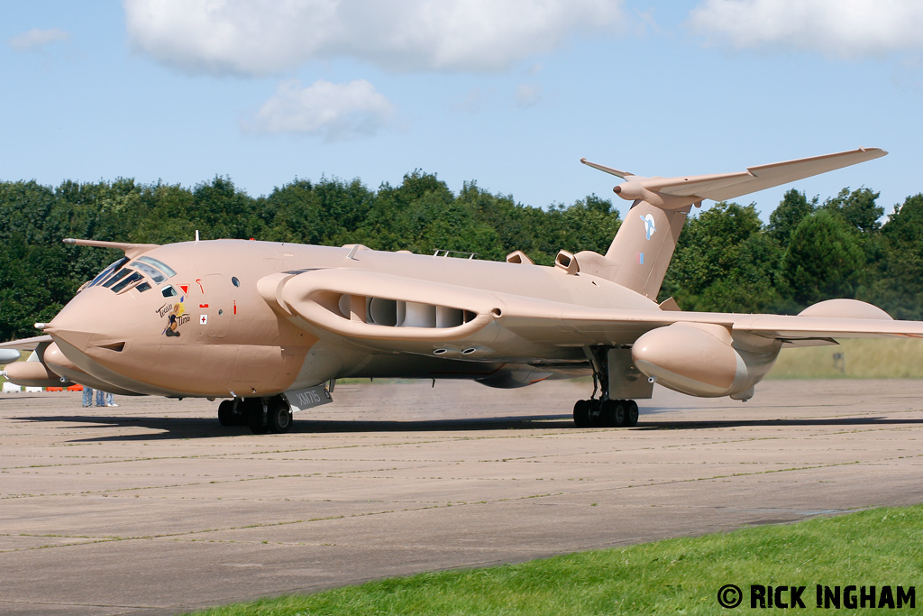 Handley Page Victor K2 - XM715 - RAF