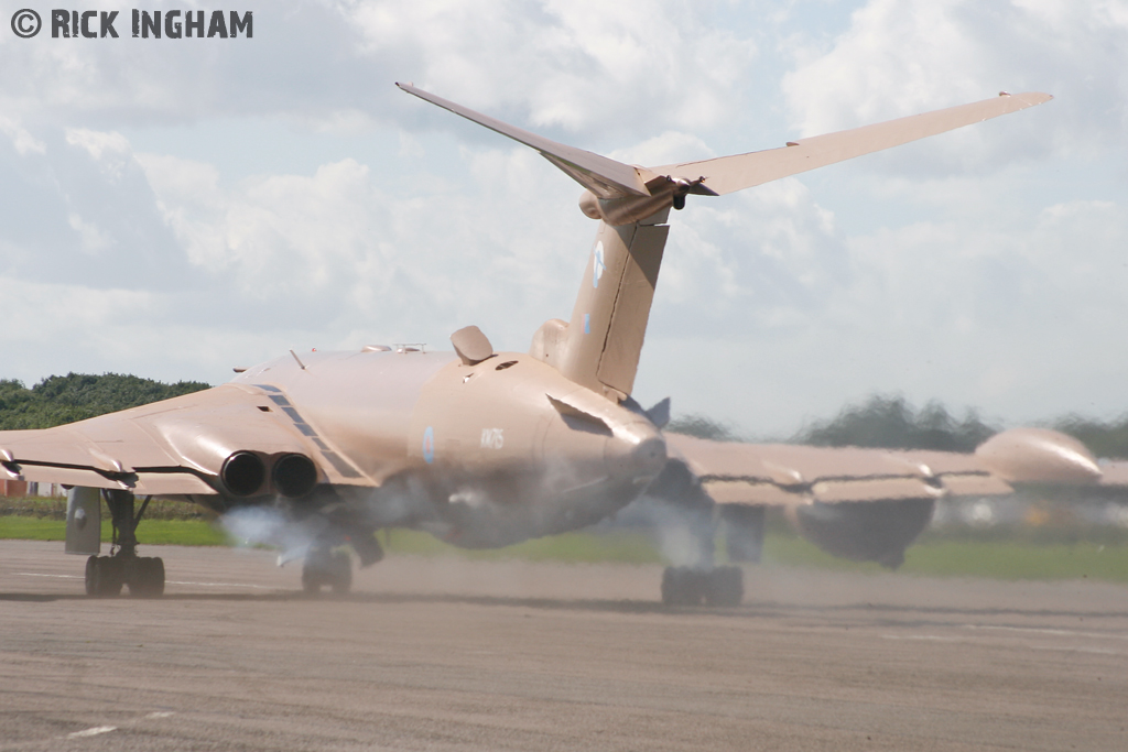 Handley Page Victor K2 - XM715 - RAF