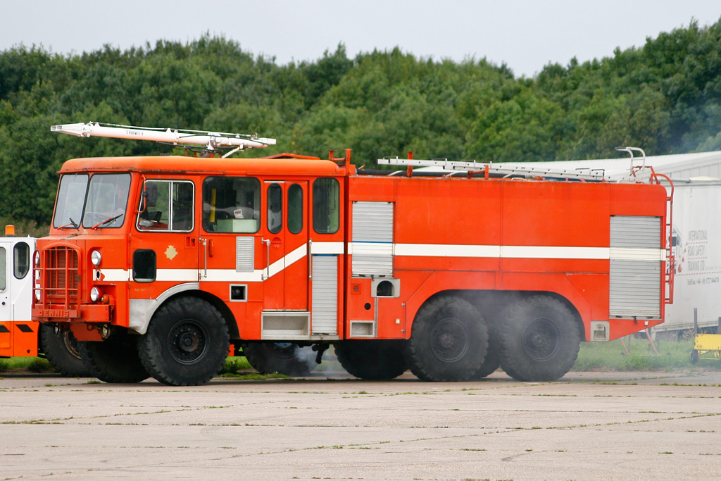 Thornycroft/Dennis Nubian Major Foam Tender Mk9