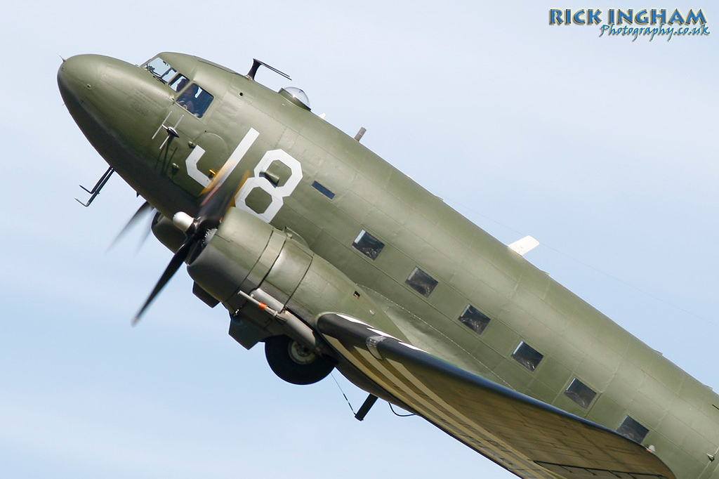 Douglas C-47A Skytrain - 315211/J8-B / N1944A - USAAF