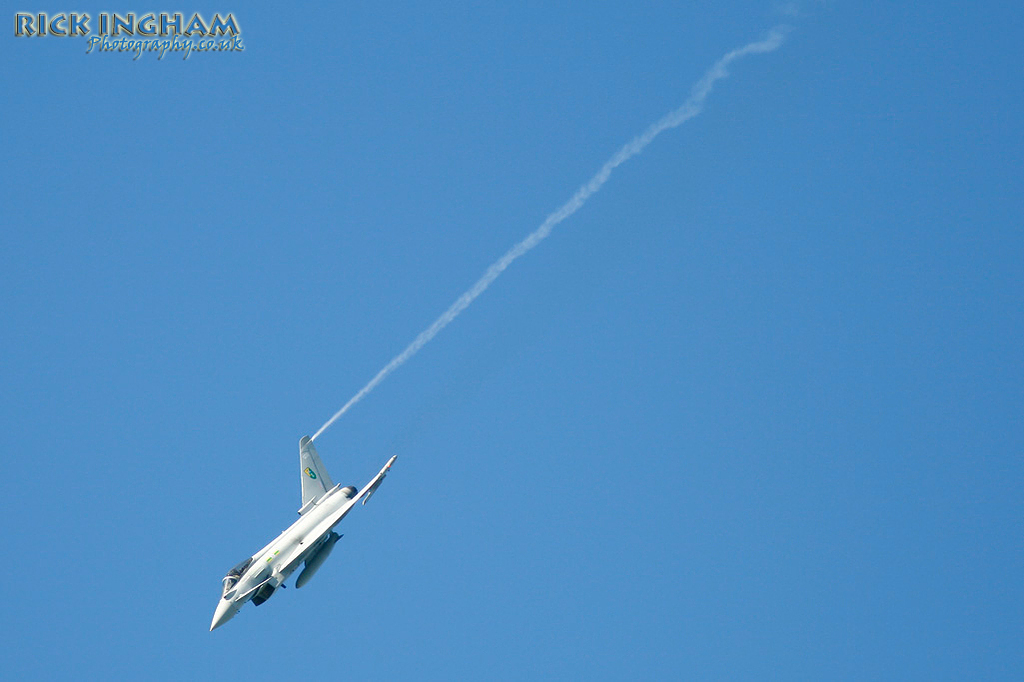 Eurofighter Typhoon FGR4 - ZJ916/QO-U - RAF