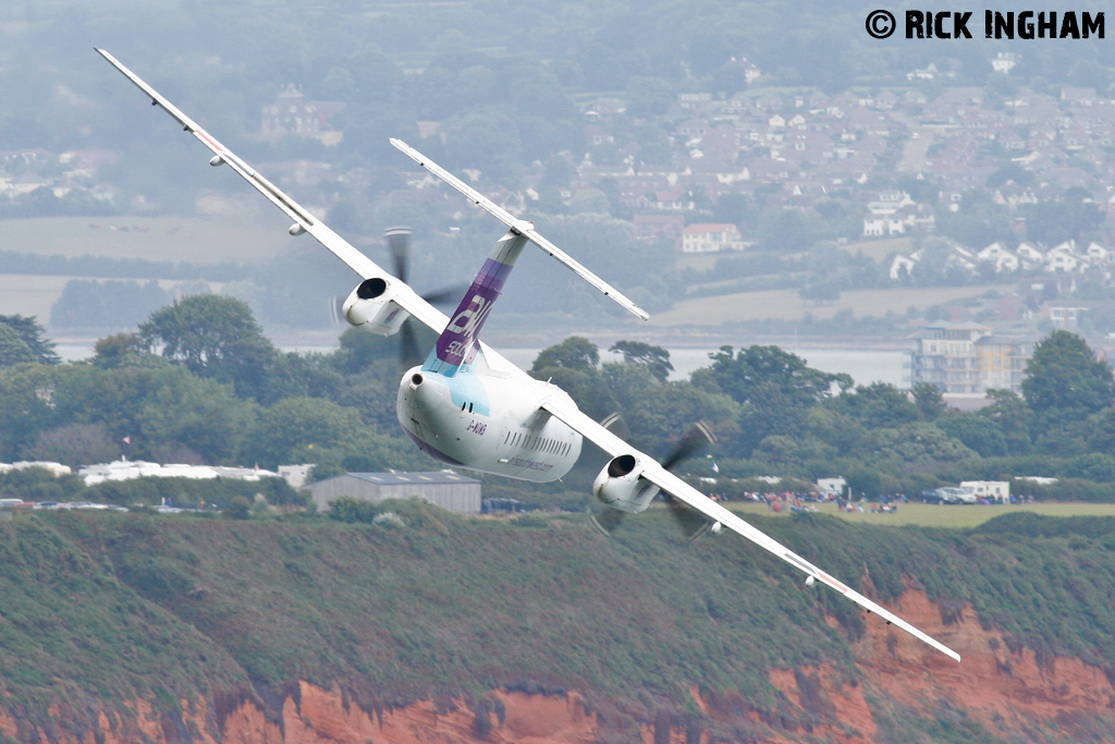 Bombardier Dash 8-314 - G-WOWB - Air Southwest