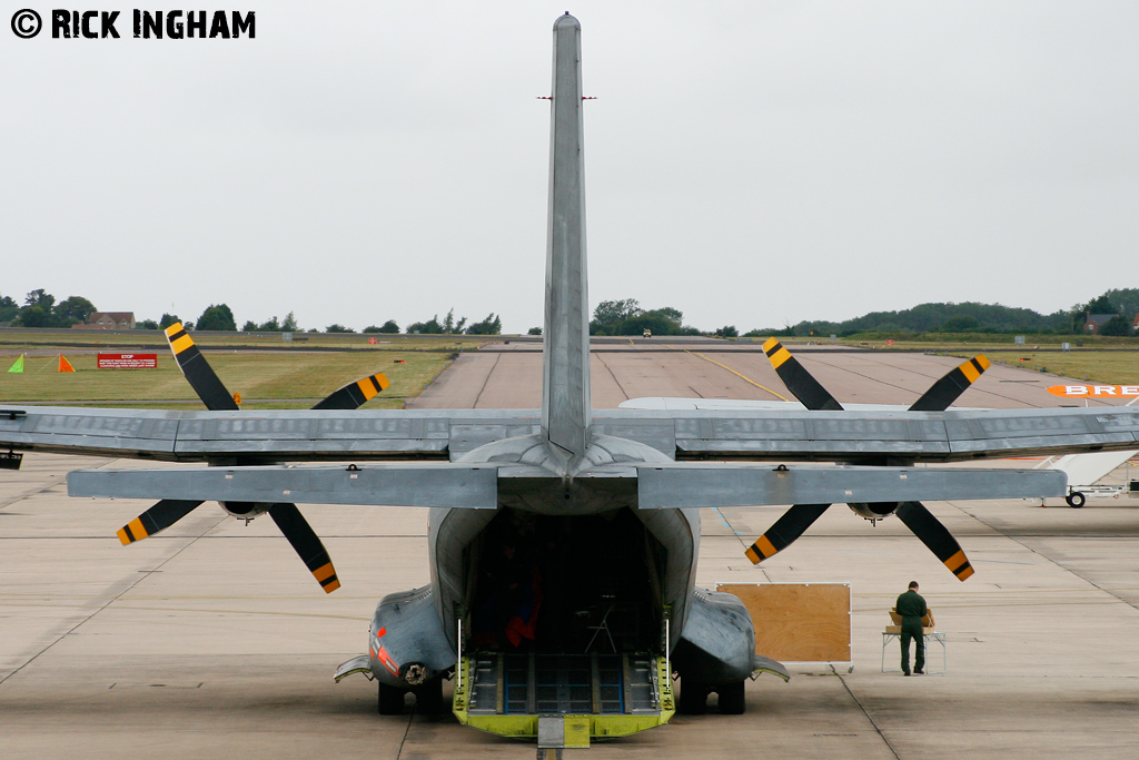 Transall C-160R -  R202 / 64-GB - French Air Force