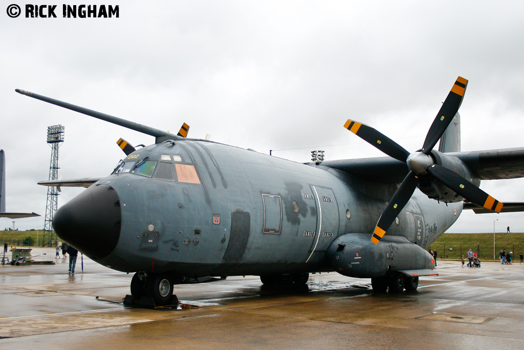 Transall C-160R -  R202 / 64-GB - French Air Force