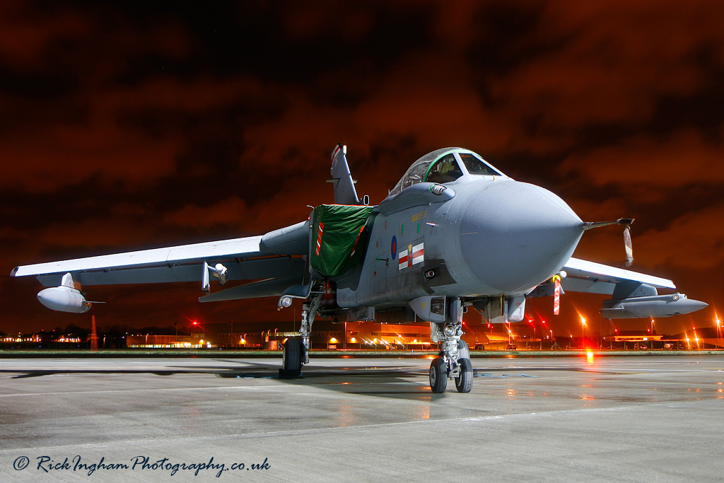 Panavia Tornado GR4 - ZA600/EB-G - RAF