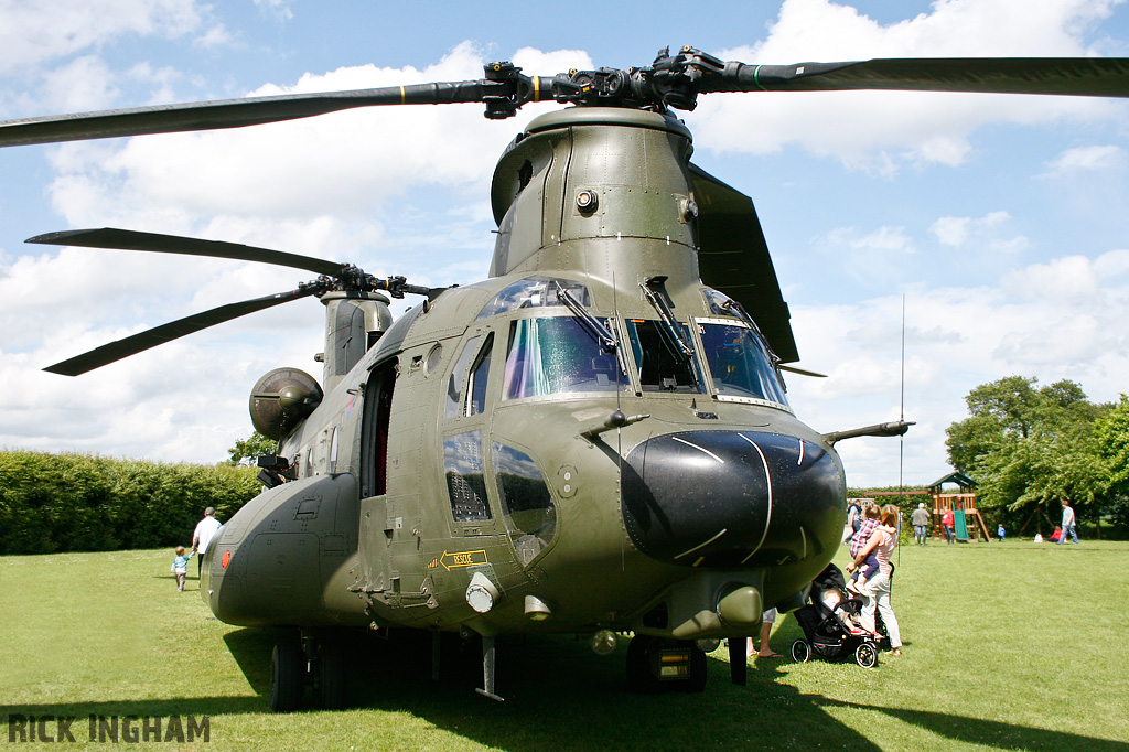 Boeing Chinook HC3 - ZH904 - RAF