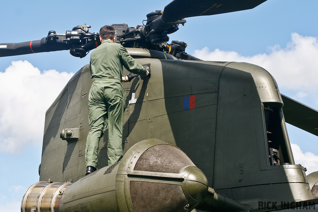 Boeing Chinook HC3 - ZH904 - RAF