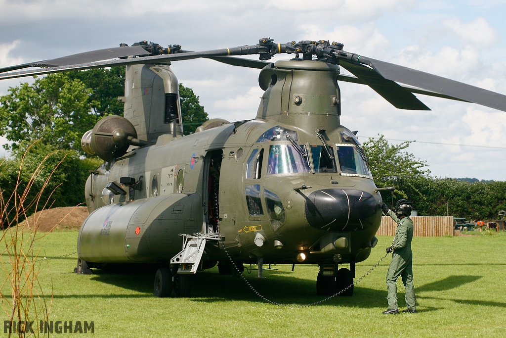 Boeing Chinook HC3 - ZH904 - RAF