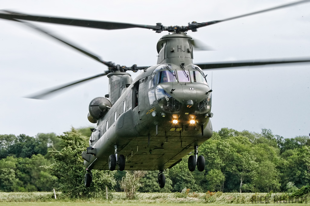 Boeing Chinook HC2A - ZH895/HJ - RAF