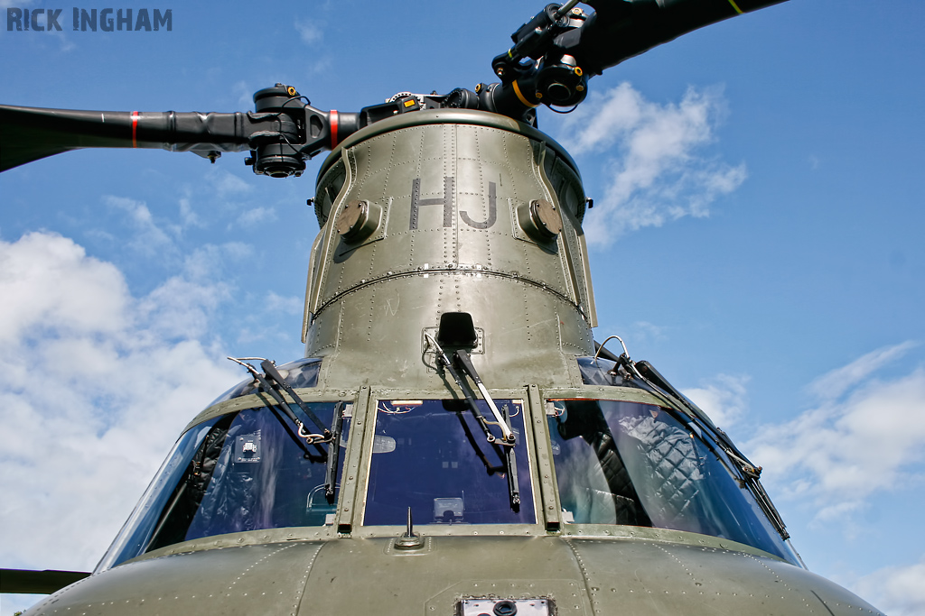 Boeing Chinook HC2A - ZH895/HJ - RAF