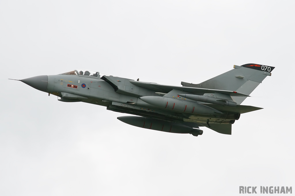 Panavia Tornado GR4 - ZA607/070 - RAF