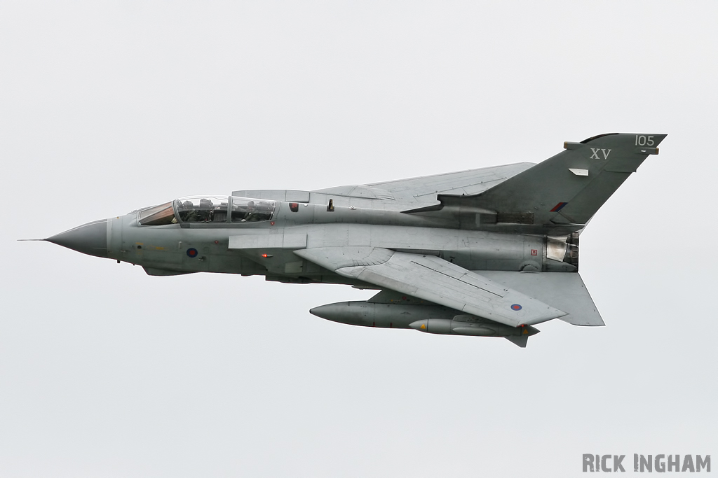 Panavia Tornado GR4 - ZD842/105 - RAF