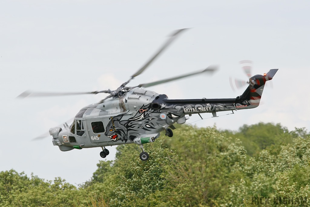 Westland Lynx HMA8 - XZ722/645 - Royal Navy | Black Cats